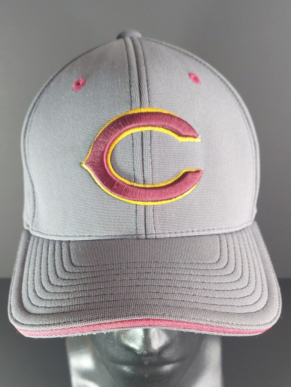 Cincinnati Reds MLB Gently Used Baseball Cap Hat Sized L-XL 7 3/8 to 8